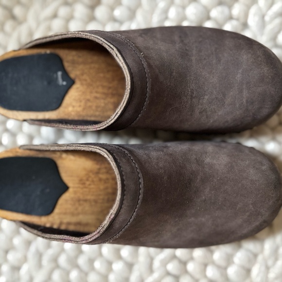 Gray Suede Swedish Clogs for Women, size 38 - Picture 2 of 6